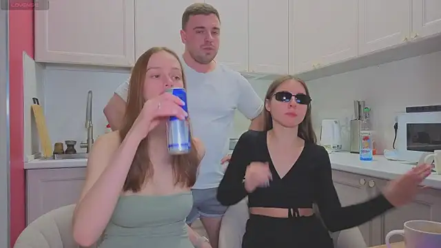 fcjuicy pussy online show from November 21, 2025, 10:47 am