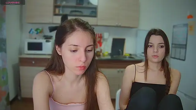 fcjuicy pussy online show from March 4, 2025, 3:15 pm