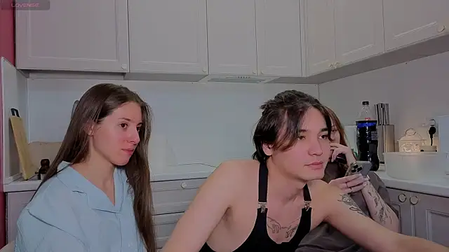 Snapshot of fcjuicy_pussy chatting on December 20, 2025, 9:56 am fcjuicy pussy online show from December 20, 2025, 9:56 am