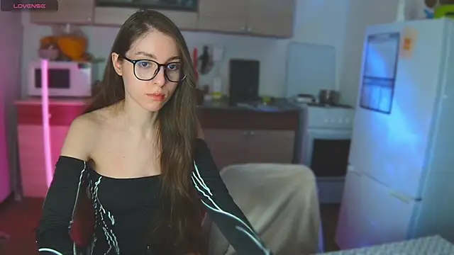 fcjuicy pussy online show from March 15, 2025, 4:21 pm