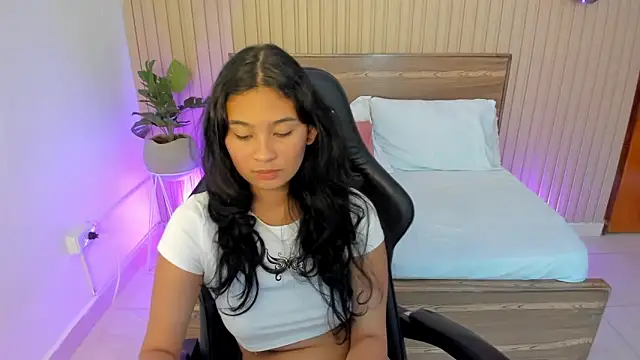 melody flowers online show from January 28, 2025, 3:25 pm