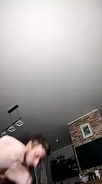 wariacik0024 online show from February 22, 2025, 12:49 am