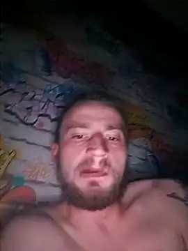 wariacik0024 online show from April 10, 2026, 12:06 am