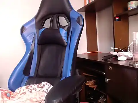 Erotic latina online show from October 30, 2025, 12:25 pm