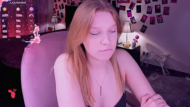 KarambaMoon online show from May 10, 2026, 8:44 pm