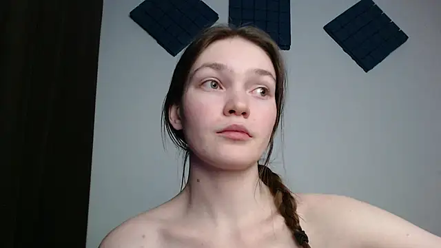 stellapayne1 online show from February 25, 2025, 10:09 pm