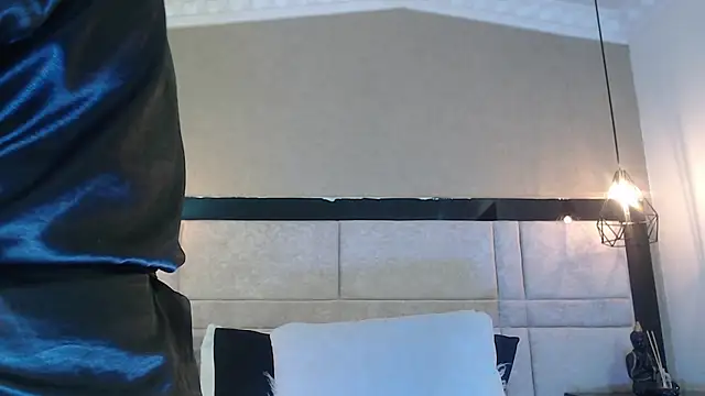 kimCosseyy online show from October 4, 2025, 2:24 am