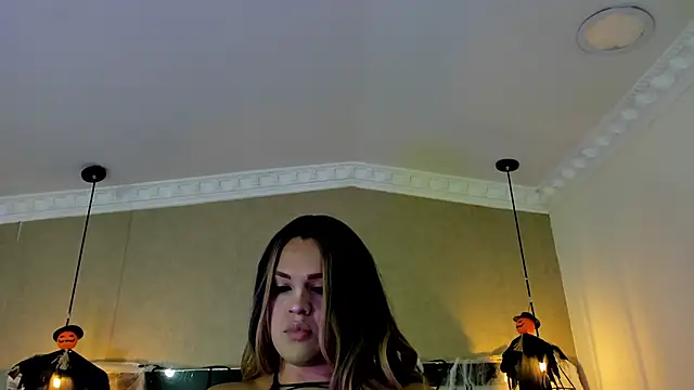 kimCosseyy online show from October 30, 2025, 3:16 am