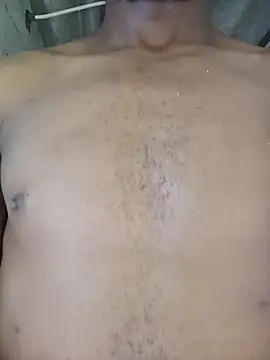 izinjamfee2 online show from November 12, 2025, 11:36 am