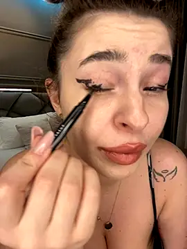 GraceCarther online show from October 9, 2025, 5:35 pm