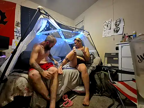 lit702 online show from October 4, 2025, 10:50 am