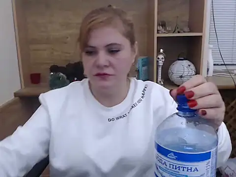 DaniellaKiss online show from January 5, 2026, 5:27 pm