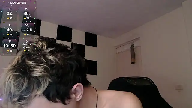 bryamado69 online show from October 4, 2025, 4:14 am