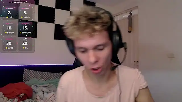 bryamado69 online show from October 5, 2025, 7:48 pm