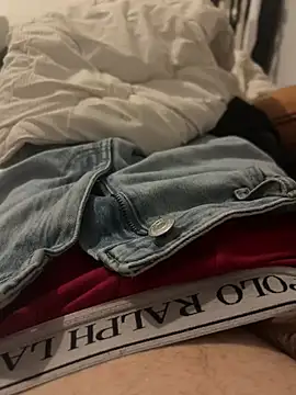 pignoufe online show from March 9, 2026, 10:24 pm