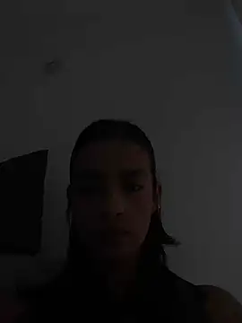 Snapshot of Laura_fernandezII chatting on May 23, 2026, 7:24 pm Laura fernandezII online show from May 23, 2026, 7:24 pm