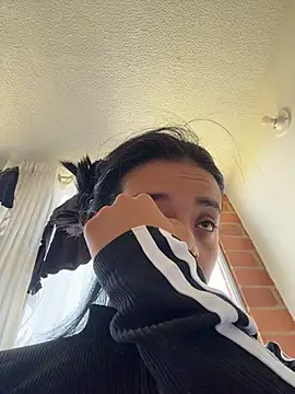 Snapshot of Laura_fernandezII chatting on February 9, 2026, 5:22 pm Laura fernandezII online show from February 9, 2026, 5:22 pm