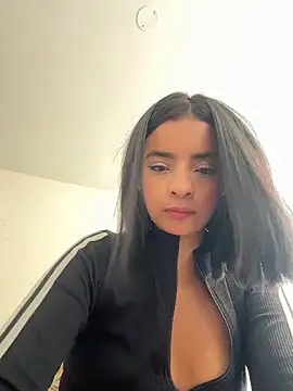 Snapshot of Laura_fernandezII chatting on February 10, 2026, 9:03 pm Laura fernandezII online show from February 10, 2026, 9:03 pm