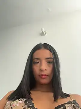 Snapshot of Laura_fernandezII chatting on February 28, 2026, 2:50 pm Laura fernandezII online show from February 28, 2026, 2:50 pm