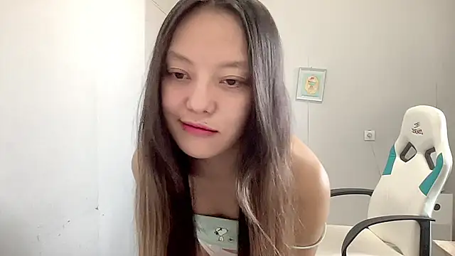 Risalynn online show from February 15, 2025, 6:33 am