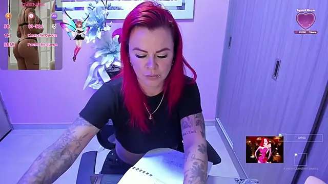 Snapshot of KAROL_MILF chatting on September 24, 2025, 12:18 am KAROL MILF online show from September 24, 2025, 12:18 am