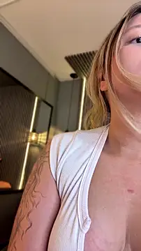 MiaPetit  online show from July 19, 2026, 5:10 pm