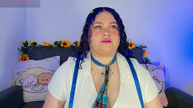 lunitaa0 online show from March 29, 2026, 8:32 pm