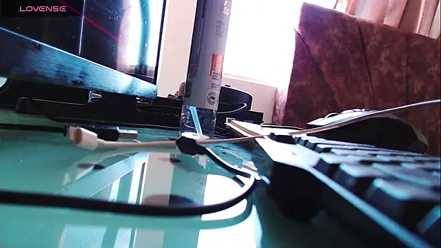 dark sailent online show from September 23, 2025, 12:01 pm