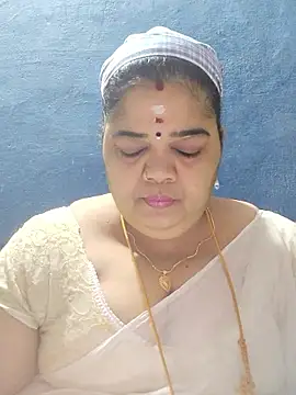 tamilthanushri online show from November 10, 2025, 5:45 am