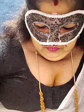 tamilthanushri online show from February 3, 2026, 8:41 am