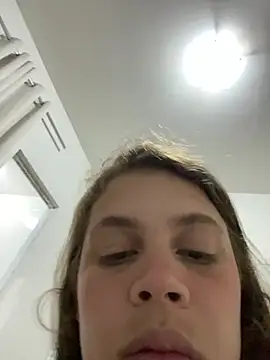 Ma Santos online show from April 15, 2026, 11:27 pm