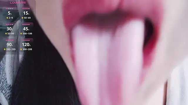 CN-Lily online show from November 8, 2025, 10:02 pm