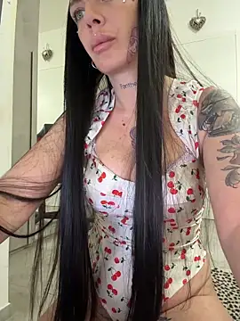 Snapshot of cicciolina chatting on May 2, 2026, 12:43 pm cicciolina online show from May 2, 2026, 12:43 pm
