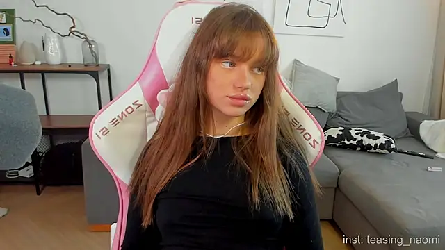 Snapshot of aesthetics__tease chatting on February 15, 2026, 5:41 am aesthetics tease online show from February 15, 2026, 5:41 am