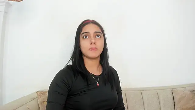 natalia aguirre1 online show from October 28, 2025, 12:04 pm