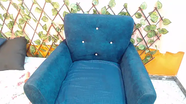 VickyJohnson1 online show from March 16, 2025, 1:38 am