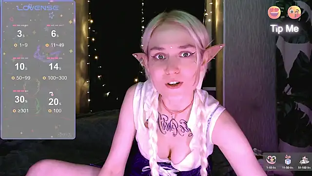 mischellemeow13 online show from September 20, 2025, 8:36 pm