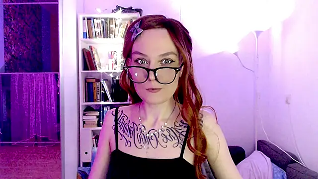 mischellemeow13 online show from February 9, 2025, 1:11 am