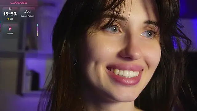 Snapshot of L1TWW chatting on November 30, 2025, 10:32 pm L1TWW online show from November 30, 2025, 10:32 pm