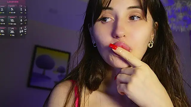 Snapshot of L1TWW chatting on November 19, 2025, 9:15 pm L1TWW online show from November 19, 2025, 9:15 pm