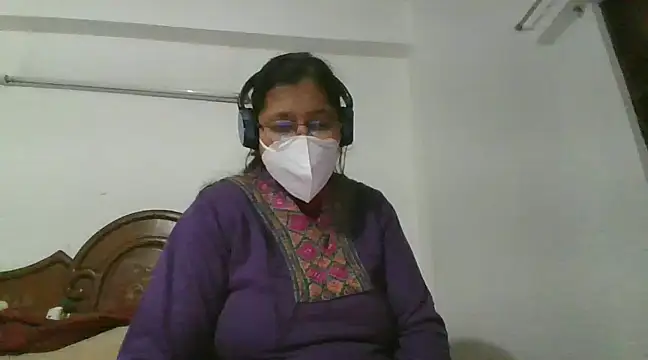 cutiecatty21 online show from December 27, 2024, 4:32 pm