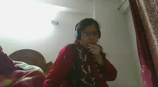 cutiecatty21 online show from December 16, 2024, 4:49 pm