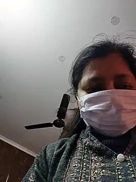 cutiecatty21 online show from February 18, 2025, 8:49 am