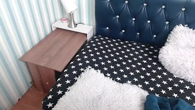 Scarlett Keaton online show from November 7, 2025, 4:17 am