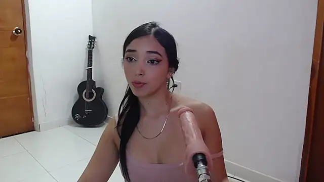 Snapshot of SHARLOTTE_MORGAN chatting on February 19, 2026, 12:40 am SHARLOTTE MORGAN online show from February 19, 2026, 12:40 am