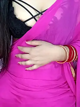 Sweetyi online show from May 3, 2026, 4:50 am