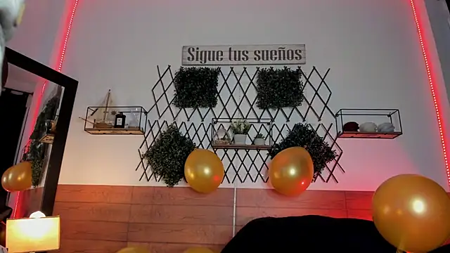 Snapshot of Angelgraham_1 chatting on September 22, 2025, 3:18 pm Angelgraham 1 online show from September 22, 2025, 3:18 pm