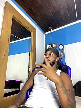 Drake Nassir4 online show from November 4, 2025, 9:07 pm