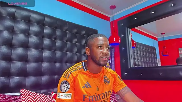 Drake Nassir4 online show from March 12, 2025, 9:13 pm