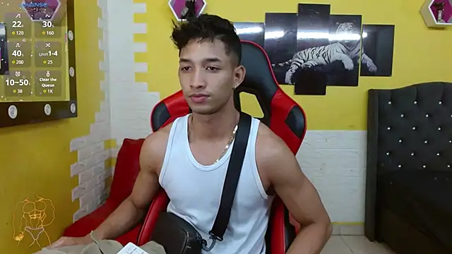 jose sexycumm online show from January 13, 2026, 7:51 pm